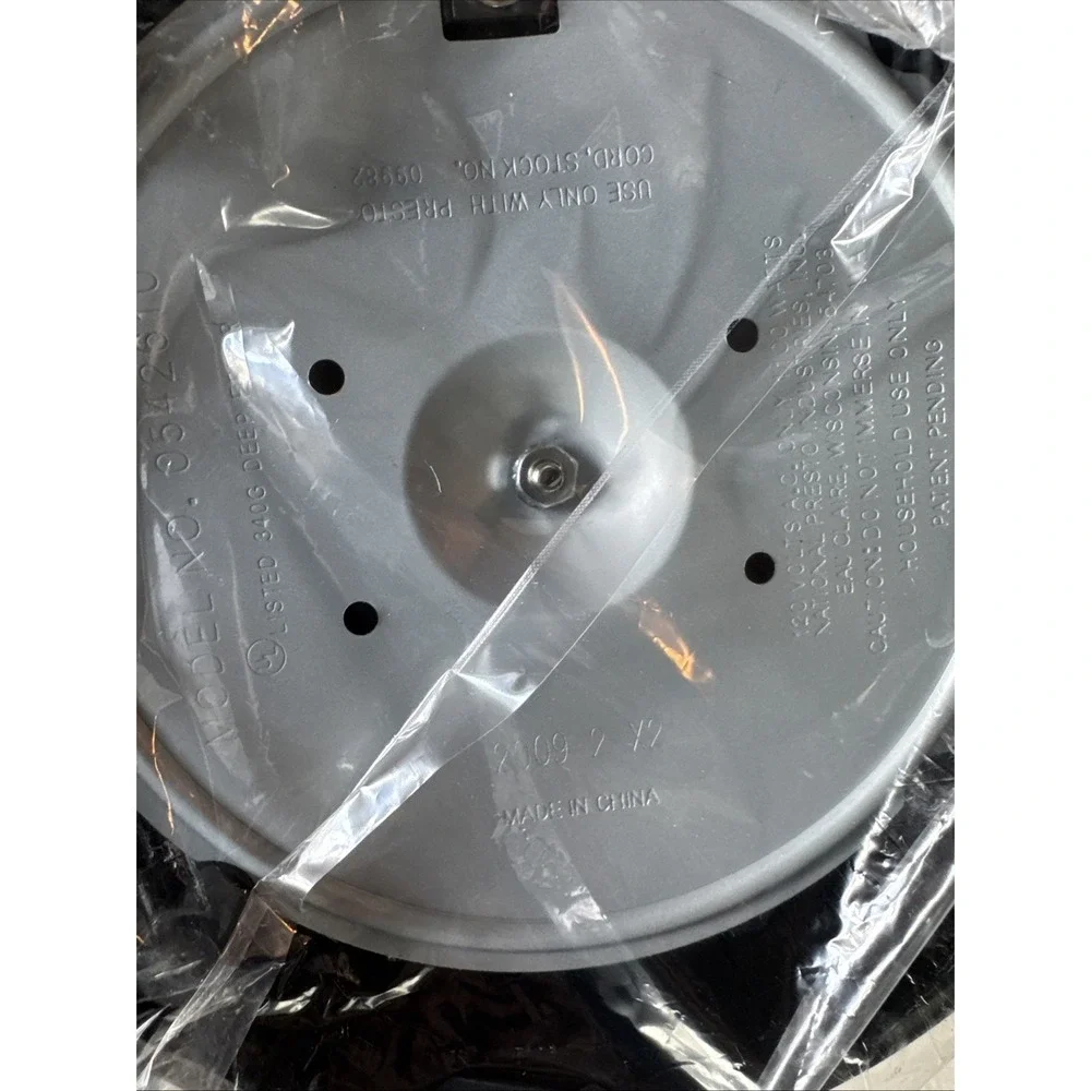 Presto FryDaddy Elite 05426 4 Cup Non Stick Easy Clean Sealed